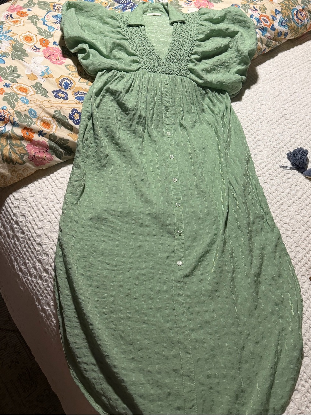 entro Light Green Maxi Dress with Puff Sleeves